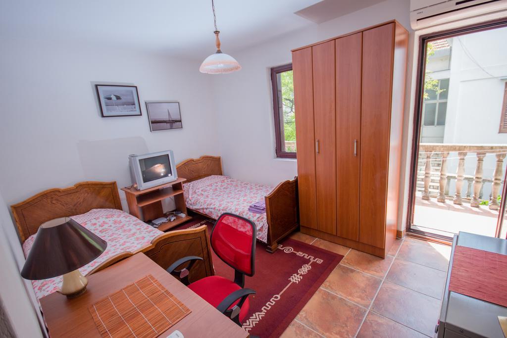 Apartments Beachfront Κότορ Εξωτερικό φωτογραφία