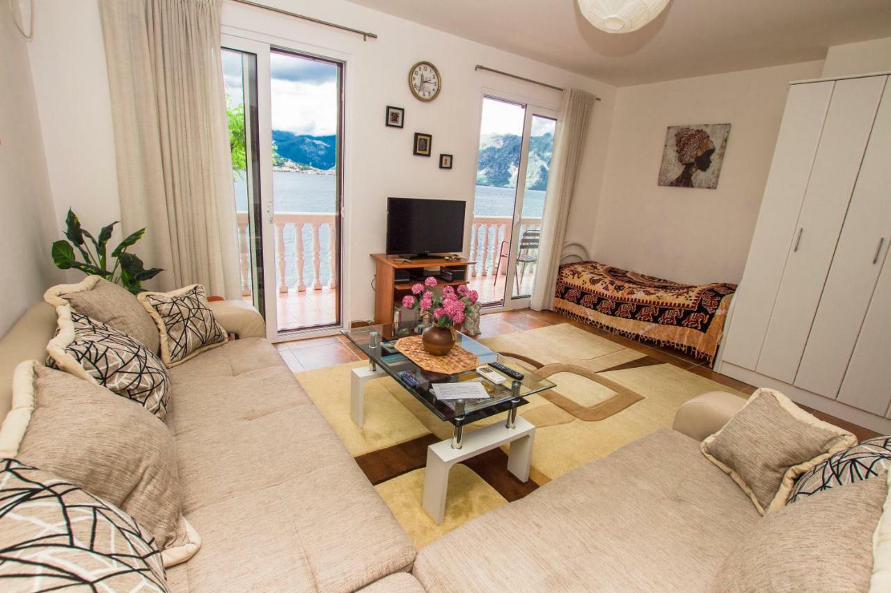 Apartments Beachfront Κότορ Εξωτερικό φωτογραφία